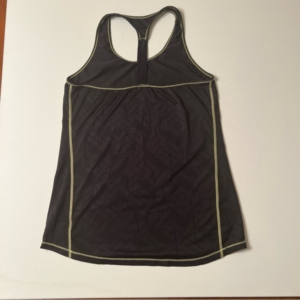 EUC‎ Reebok Women's Black Athletic Racerback Tank Top Size M 🔥 (T) - Picture 6 of 6